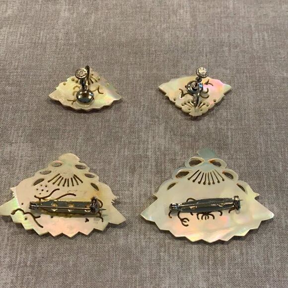 Vintage Mother of Pearl Set of earrings and Scatter Pins (2) in Sterling Silver - Picture 2 of 3